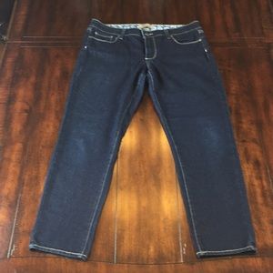 PAIGE SKYLINE PEG JEANS
